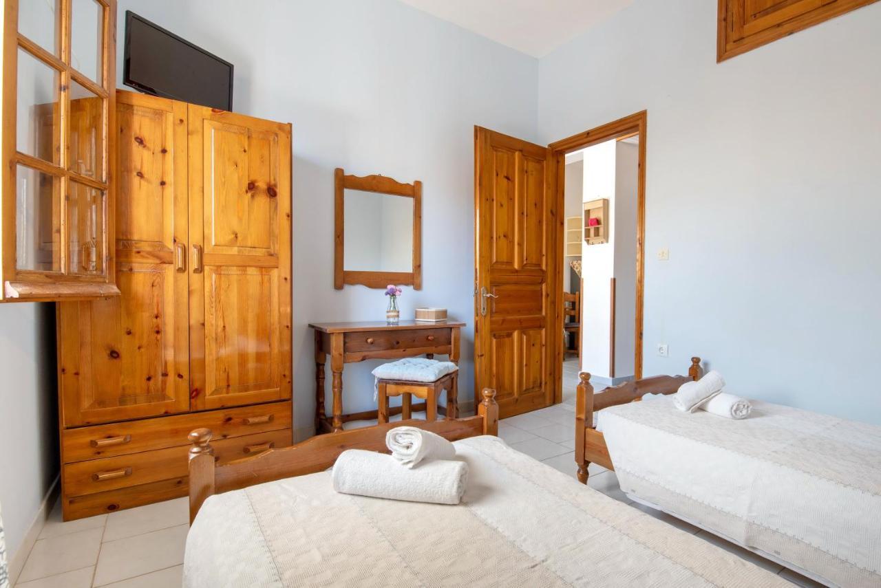 Voula Apartments ガイオス エクステリア 写真